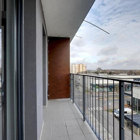 Star Cozy Apartment In A Modern Neighborhood Bratislava Exterior foto